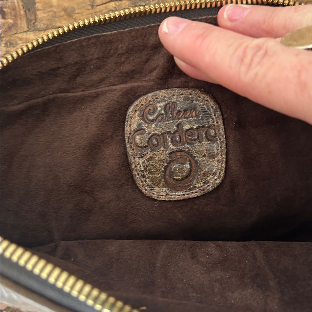 Elegant Brown Patterned Clutch - Picture 2 of 2